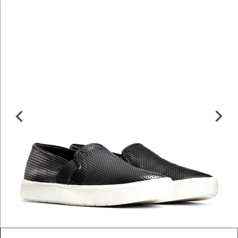 VINCE WOMEN BLAIR Perforated slip on sneaker